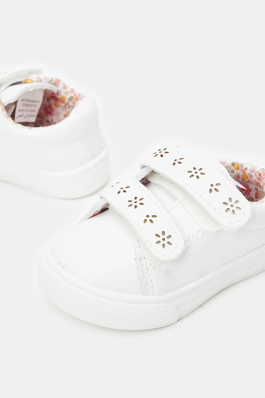 Infant Girls White Double Velcro Pump