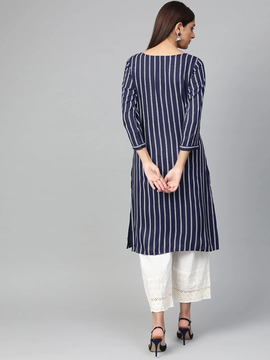 Jashvi Women Navy Blue & White Striped Straight Kurta