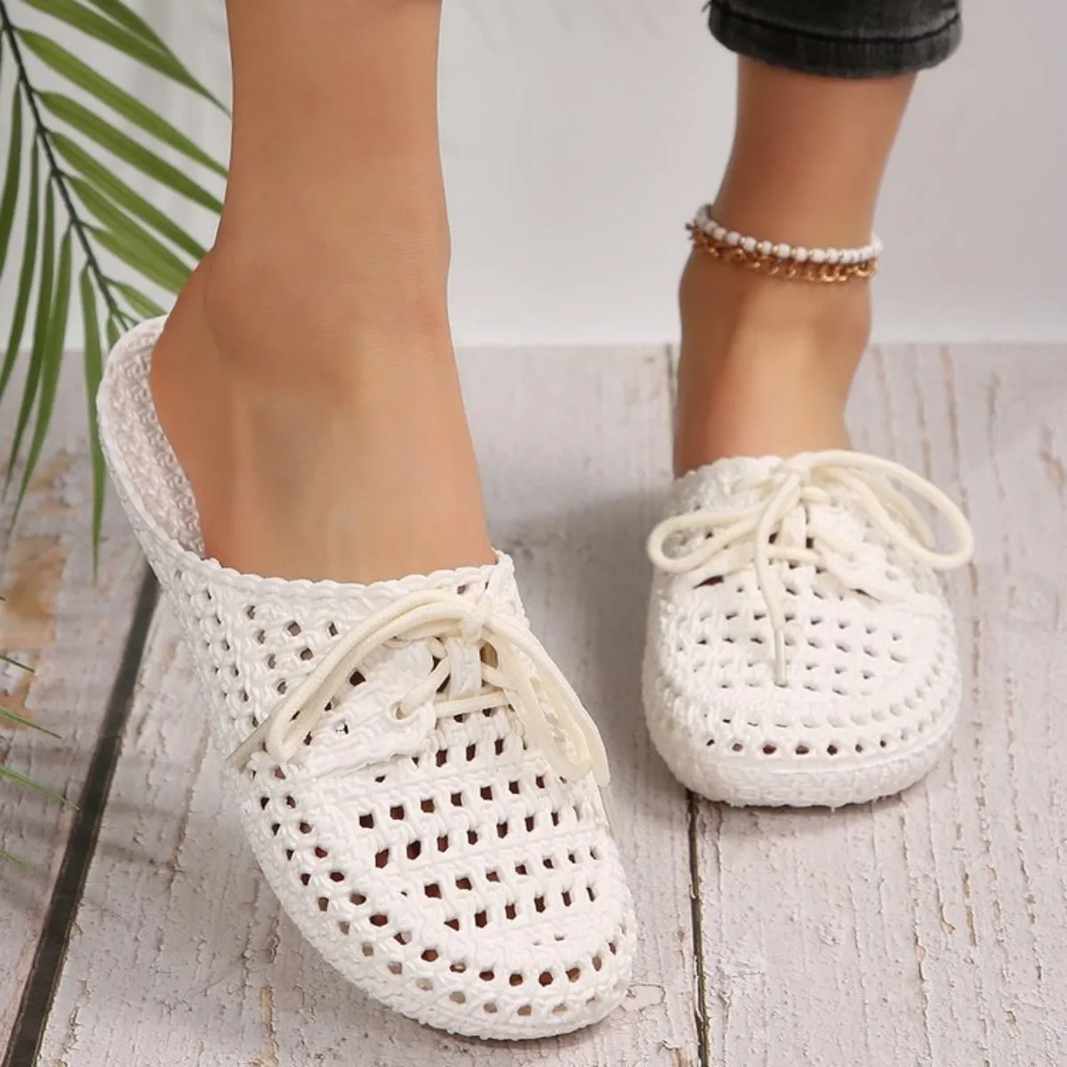 Lace-Up Casual Flat Sandals